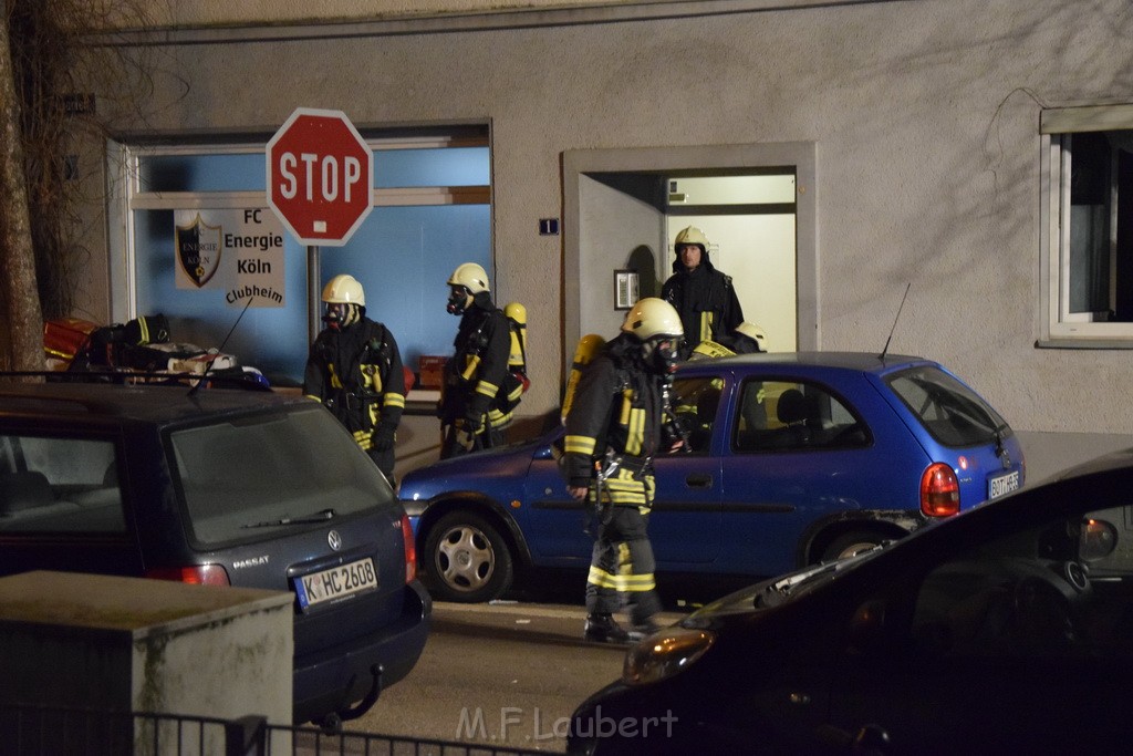 Feuer 2 Y Koeln Vingst Hinter dem Hessgarten P52.JPG - Miklos Laubert